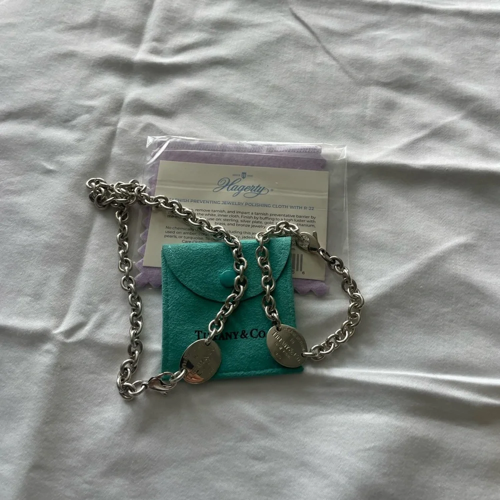 💖✨Please Return to Tiffany & Co.Iconic Design. Silver Bracelet and Necklace set💖 - Picture 11 of 15